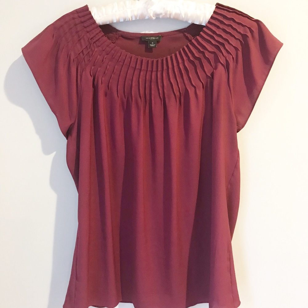 Ann Taylor Top Maroon Size S